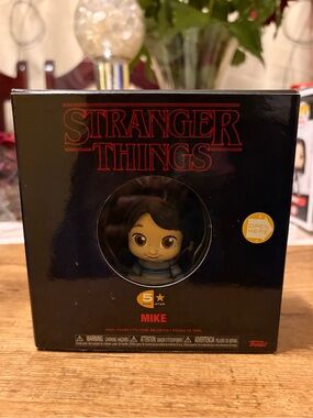 Netflix Stranger Things Mike Vinyl Figure - Blue / Black